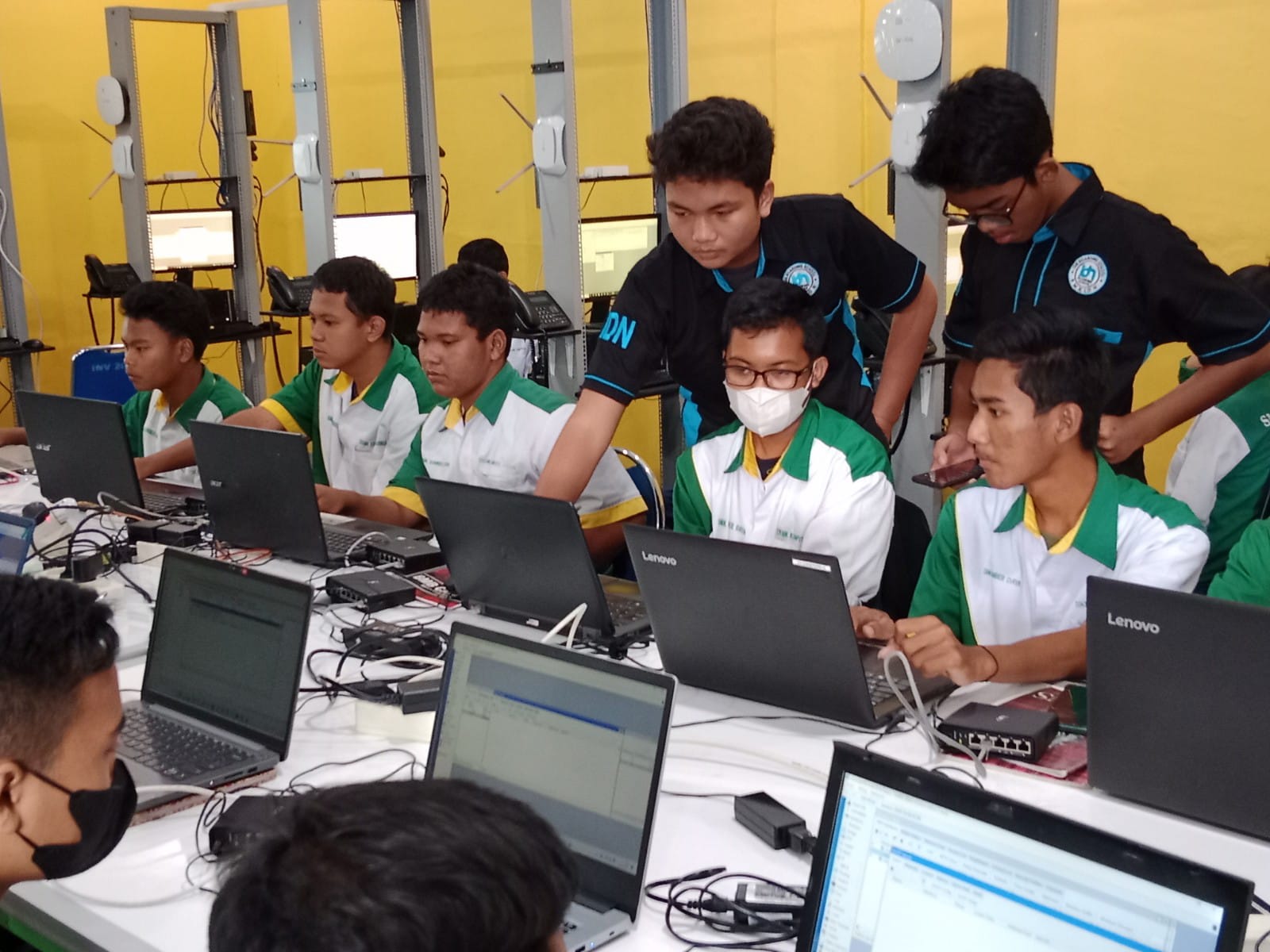 WhatsApp Image 2022-10-13 at 15.08.08 (1)