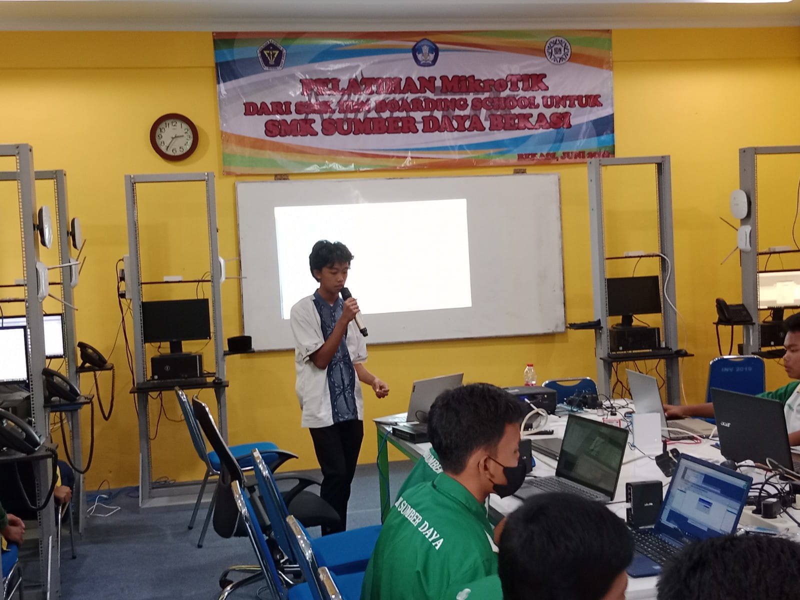 WhatsApp Image 2022-10-13 at 15.08.08